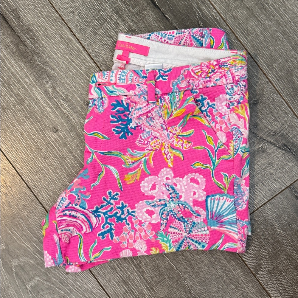 Lilly Pulitzer Callahan shorts - Picture 5 of 5